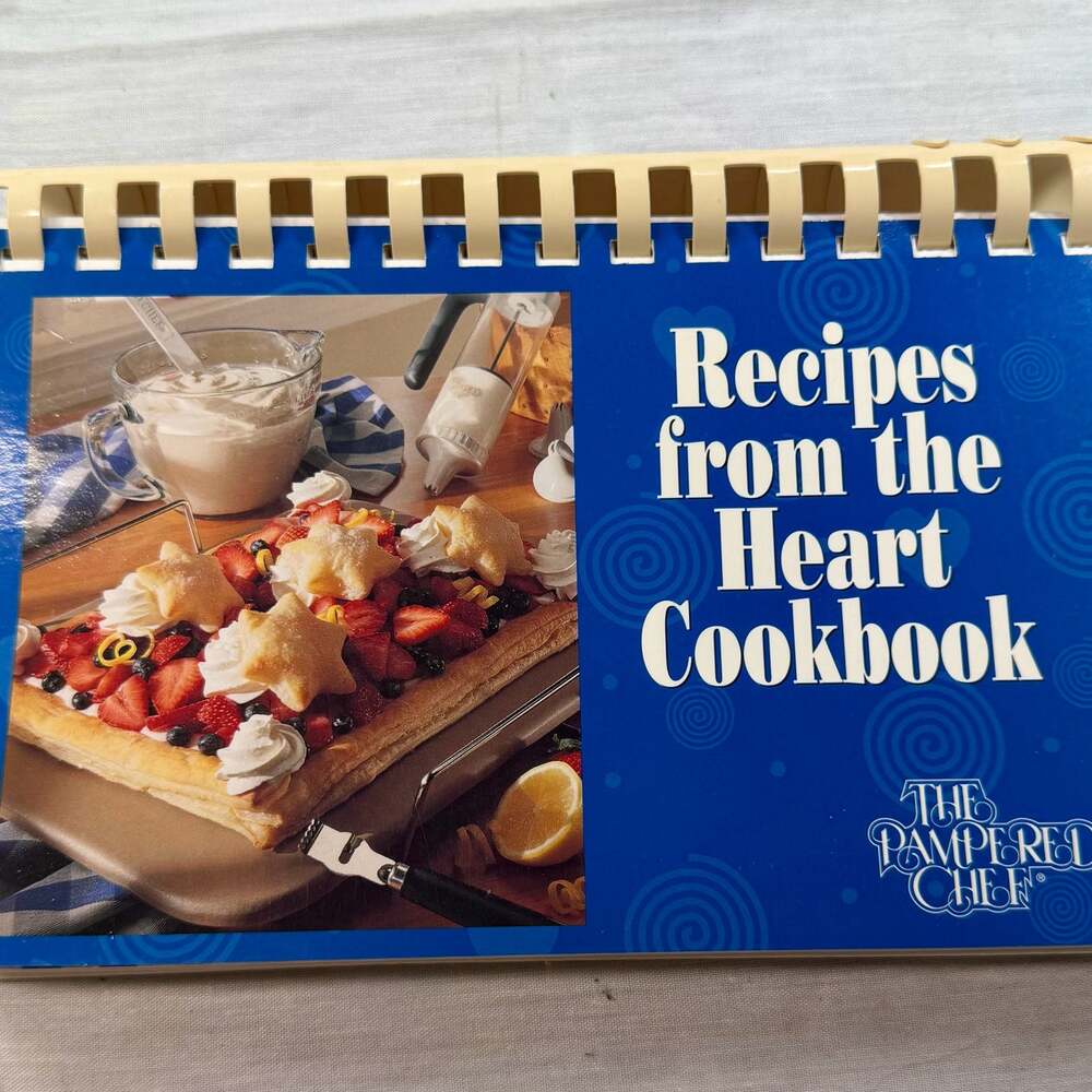 The Pampered Chef Recipes from the Heart Cookbook (1997)